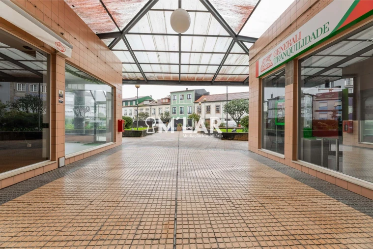 Negócio para Venda em Braga (Maximinos, Sé e Cividade) Foto 2