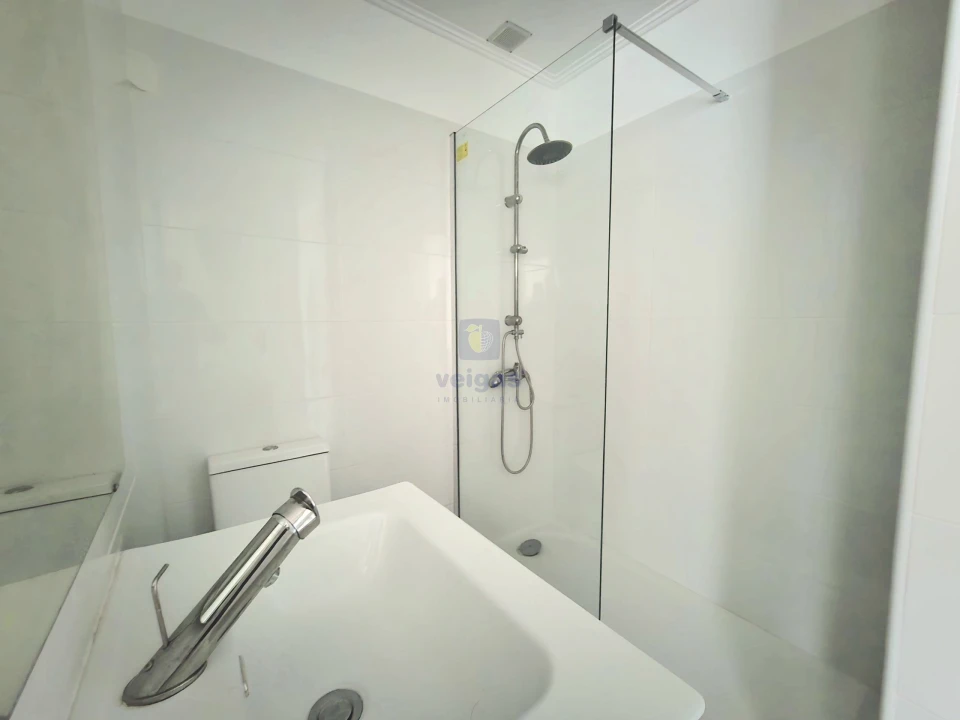 Apartamento T2 para Arrendamento em Avenidas Novas Foto 16