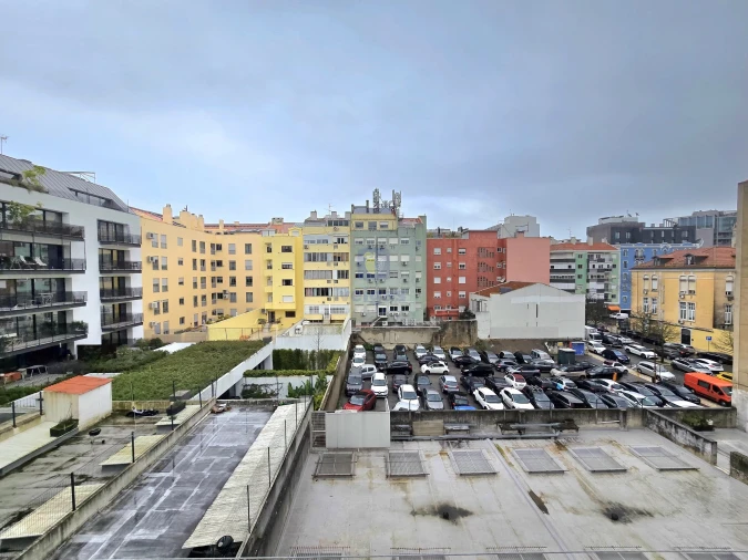 Apartamento T2 para Arrendamento em Avenidas Novas Foto 21