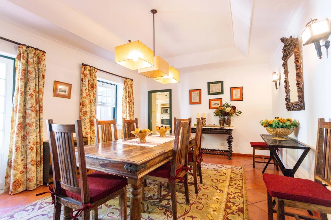 Moradia T4 para Arrendamento em Santo Estêvão Foto 9