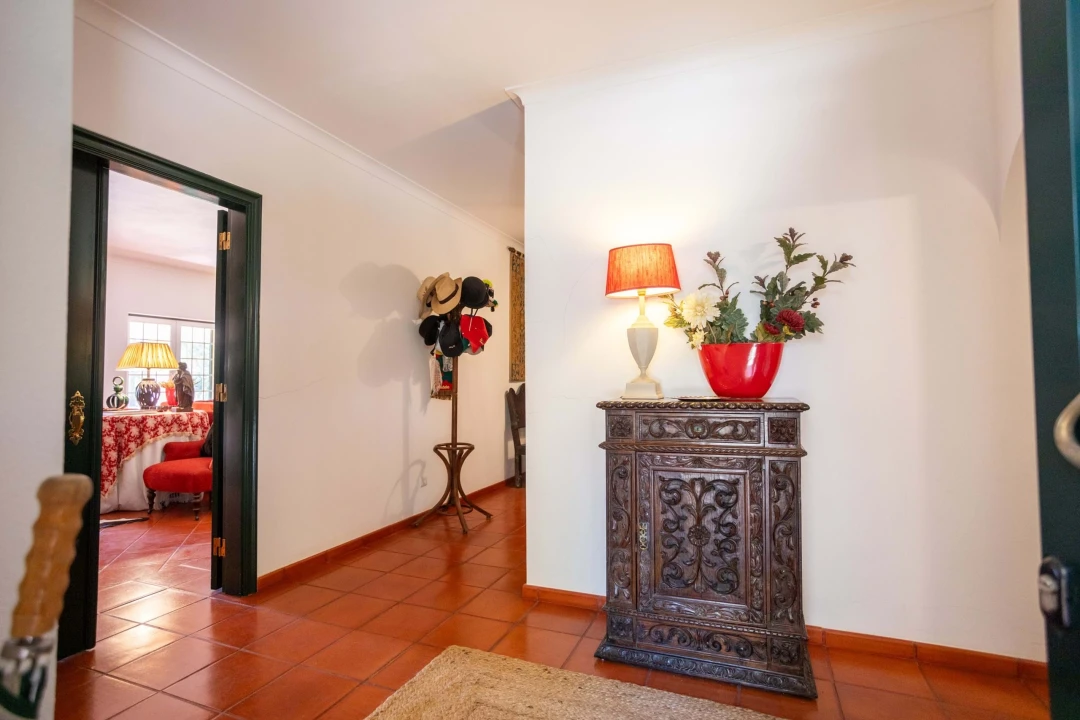 Moradia T4 para Arrendamento em Santo Estêvão Foto 4