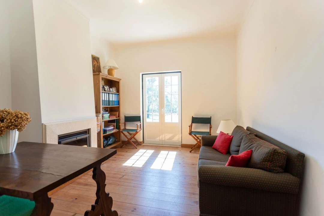 Moradia T4 para Arrendamento em Santo Estêvão Foto 24