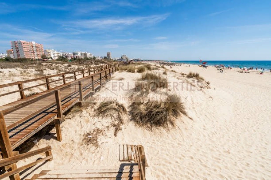 Apartamento T1 para Venda em Monte Gordo Foto 11