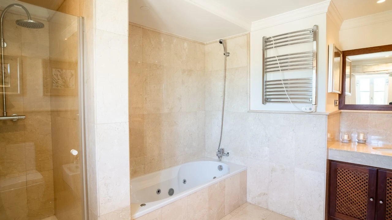 Moradia T5 para para venda em Luz de Tavira e Santo Estêvão Foto 29