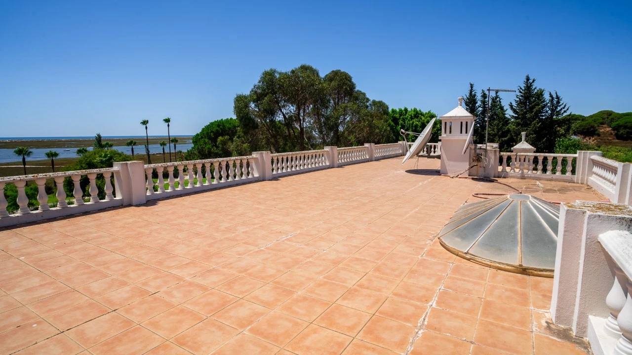 Moradia T5 para para venda em Luz de Tavira e Santo Estêvão Foto 33