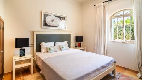 Moradia T5 para Cedência de Quotas em Luz de Tavira e Santo Estêvão