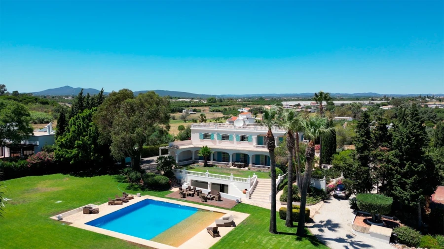 Moradia T5 para Cedência de Quotas em Luz de Tavira e Santo Estêvão Foto 30