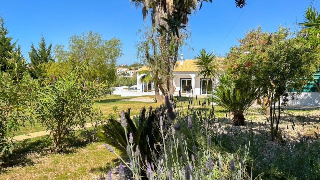 Moradia T3 para para venda em Lagoa e Carvoeiro Foto 1