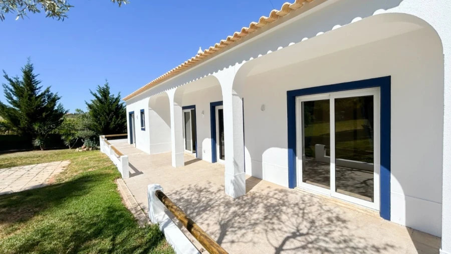 Moradia T3 para para venda em Lagoa e Carvoeiro Foto 3