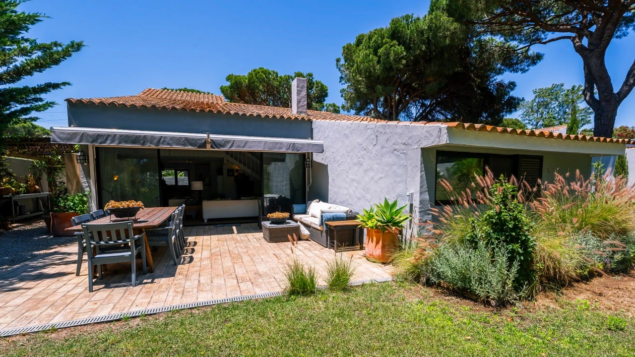 Moradia T3 para para venda em Quarteira Foto 2