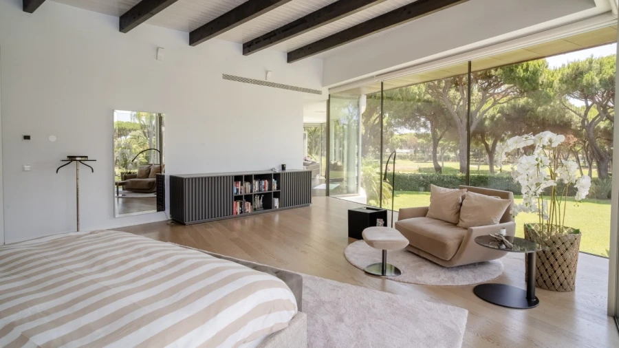 Moradia T5 para para venda em Quarteira Foto 17