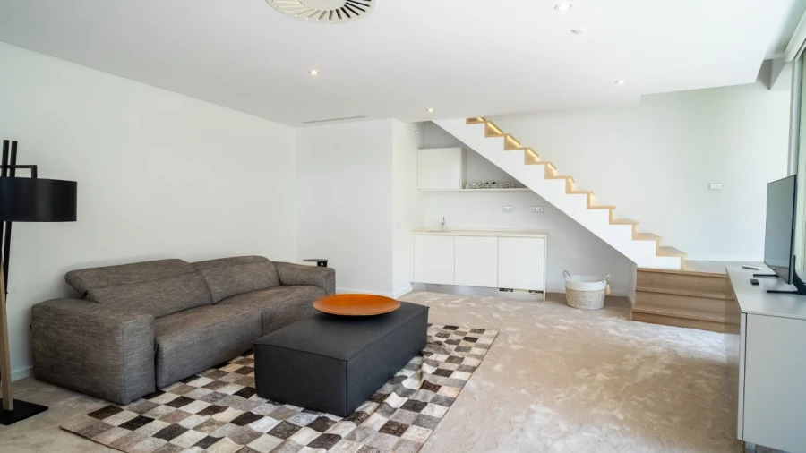 Moradia T5 para para venda em Quarteira Foto 27