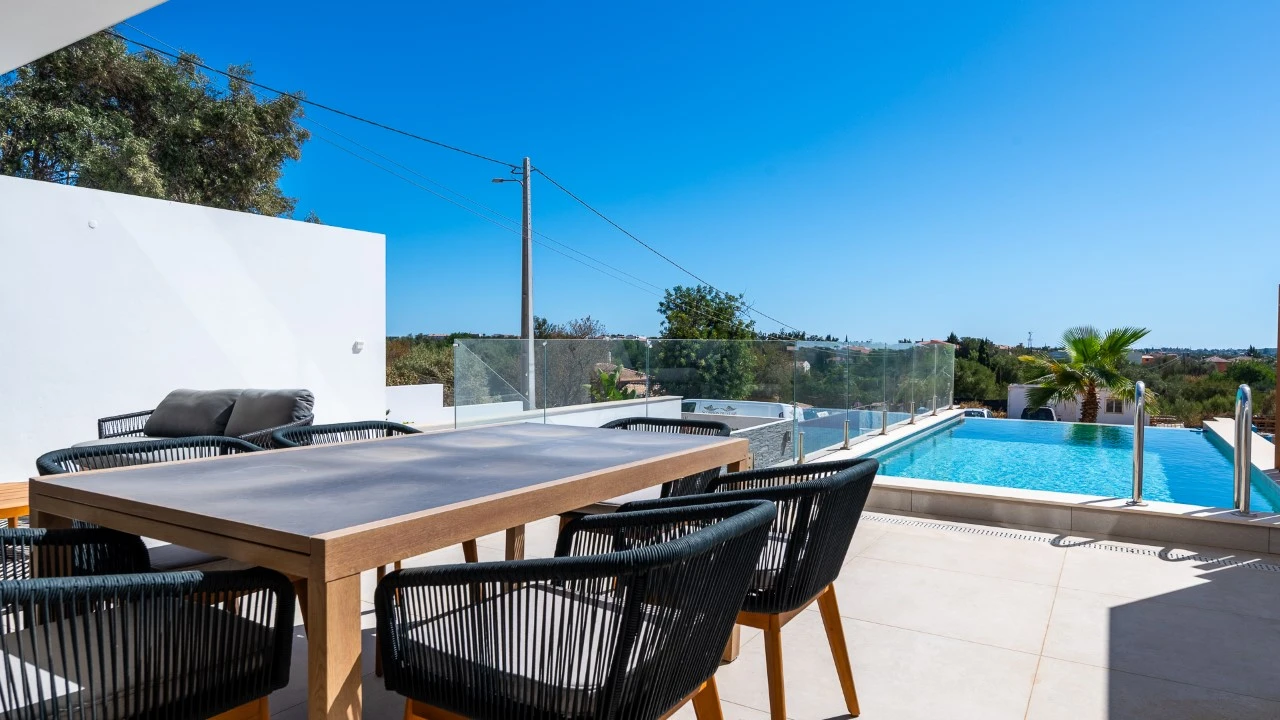 Moradia T3 para para venda em Almancil Foto 31