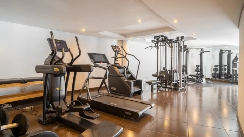 Moradia T5 para Cedência de Quotas em Quarteira