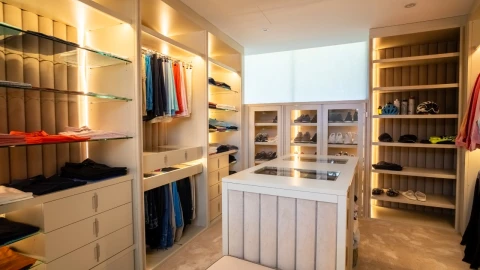 Moradia T5 para Cedência de Quotas em Quarteira