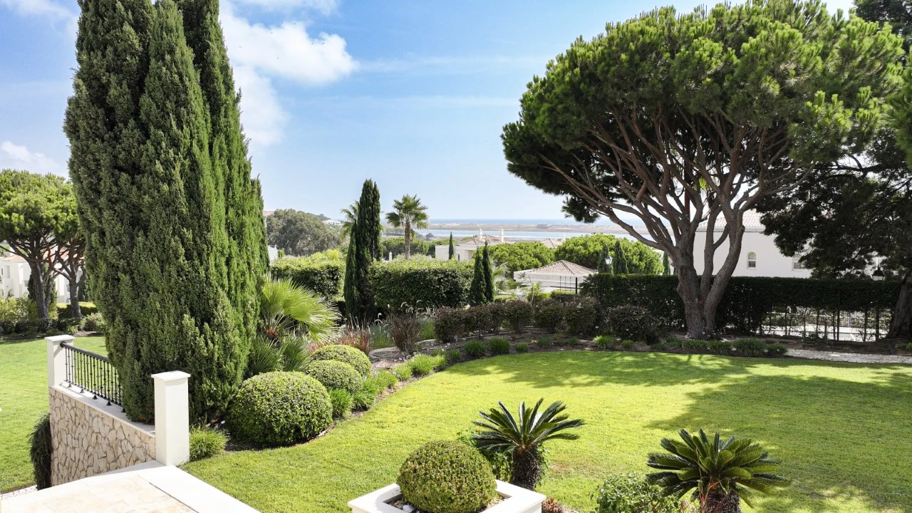 Moradia T11 para para venda em Almancil Foto 32