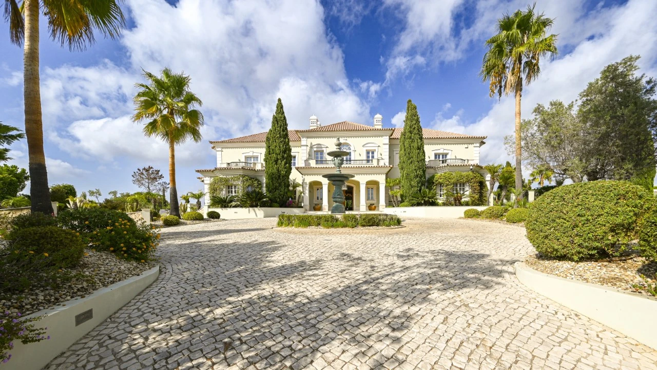 Moradia T11 para para venda em Almancil Foto 36