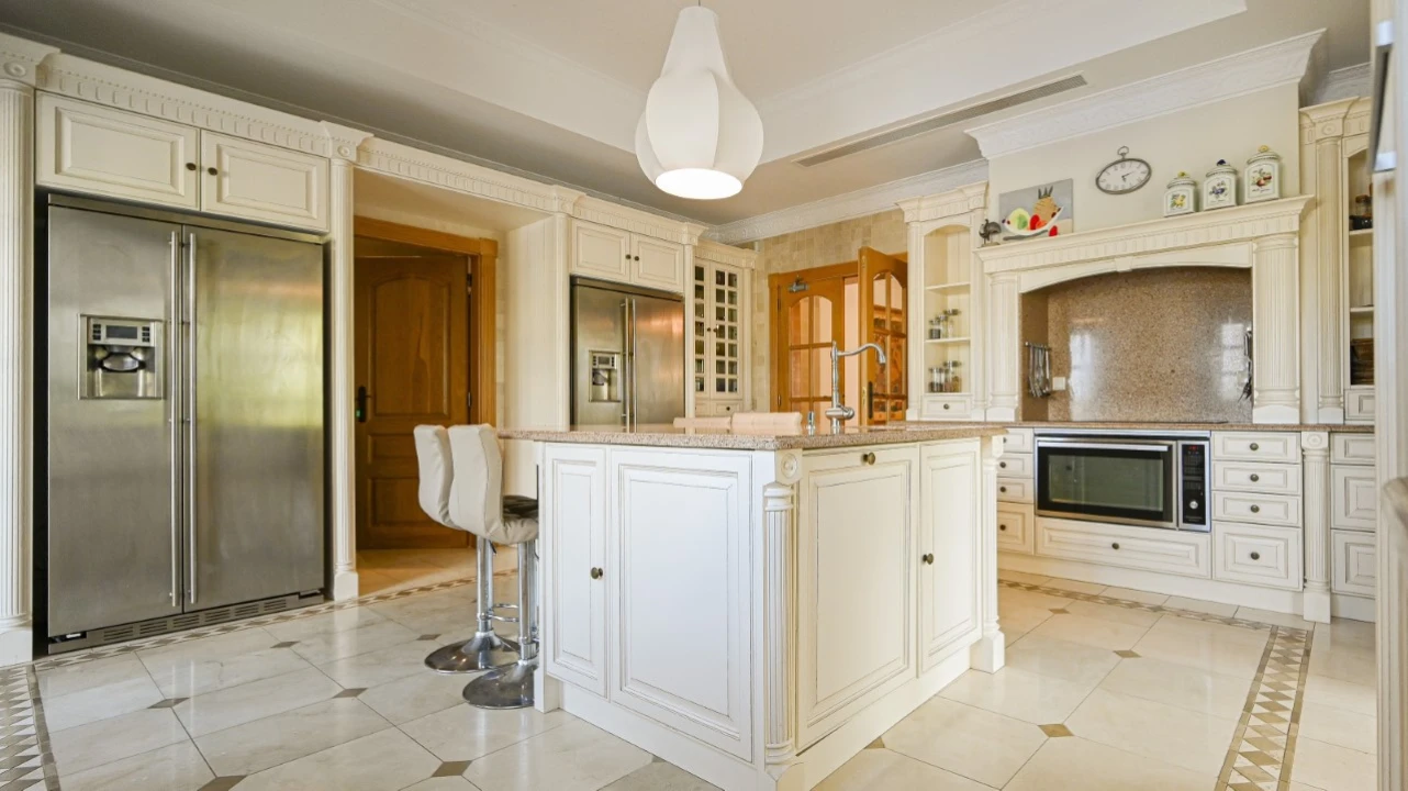 Moradia T11 para para venda em Almancil Foto 8