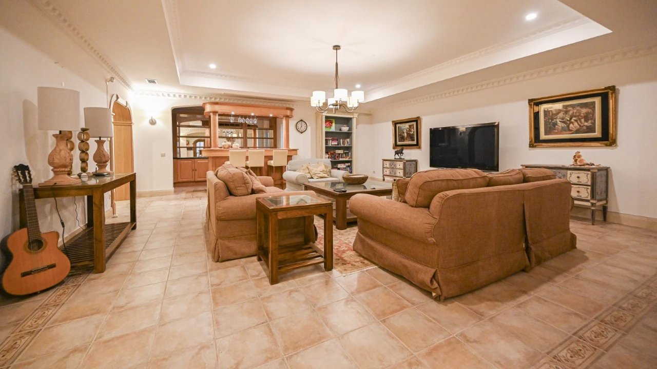 Moradia T11 para para venda em Almancil Foto 26