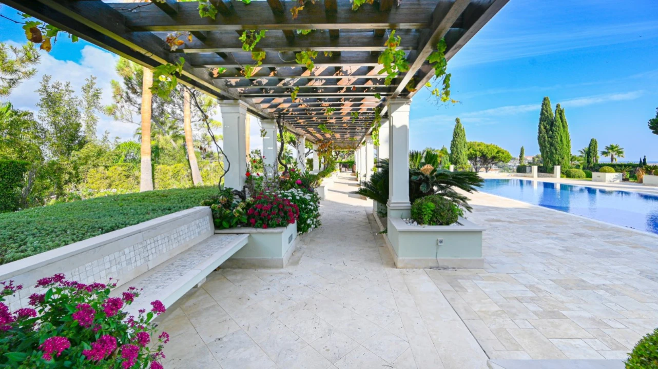 Moradia T11 para para venda em Almancil Foto 30