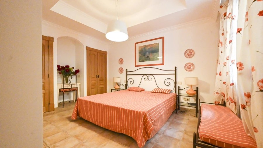 Moradia T11 para para venda em Almancil Foto 16