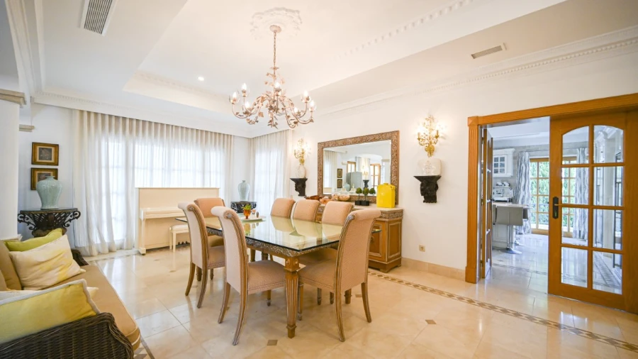 Moradia T11 para para venda em Almancil Foto 7