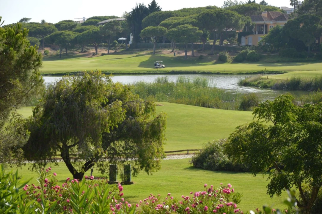 Moradia T5 para para venda em Almancil Foto 2