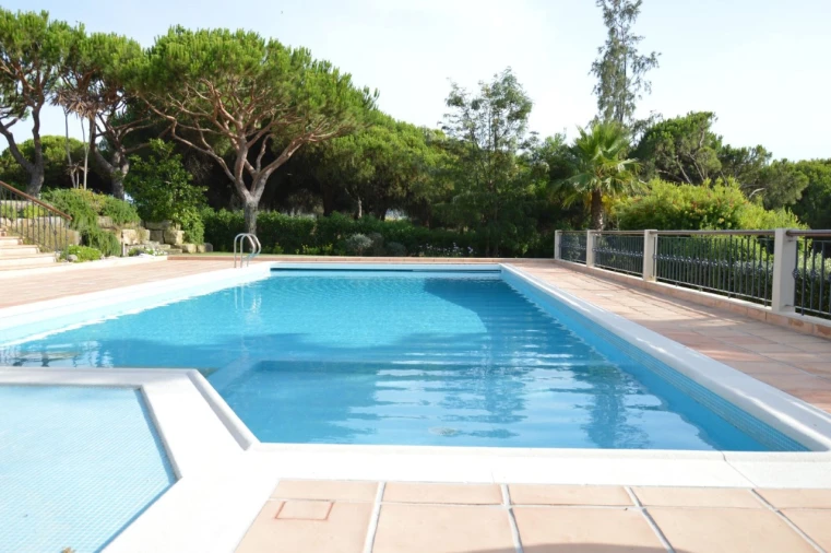 Moradia T5 para para venda em Almancil Foto 8