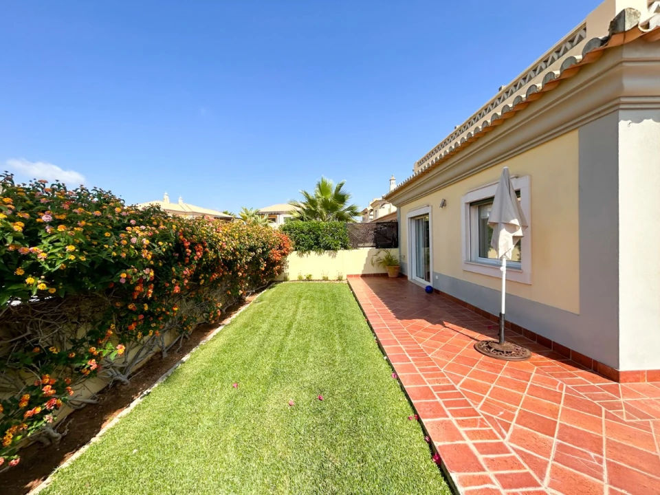 Quinta T2 para para venda em Almancil Foto 27