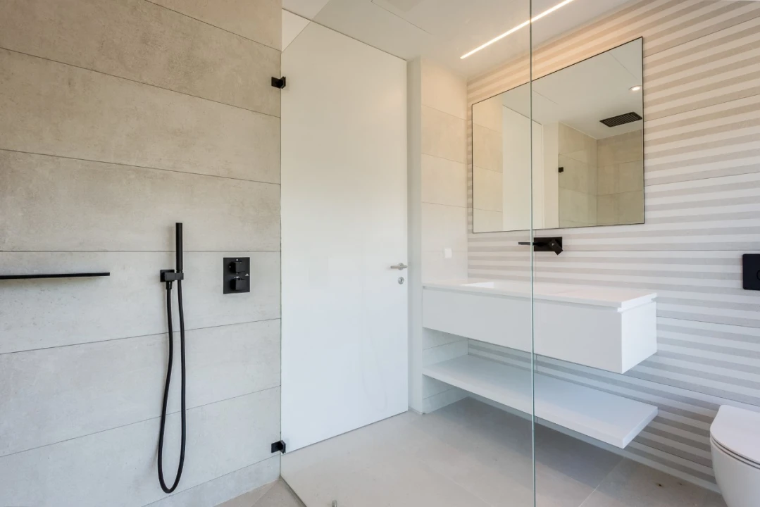 Apartamento T3 para para venda em Quarteira Foto 25