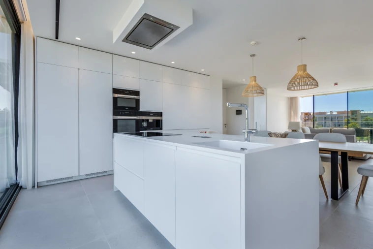 Apartamento T3 para para venda em Quarteira Foto 9