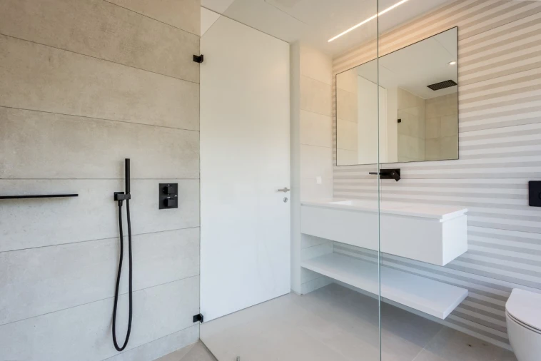 Apartamento T3 para para venda em Quarteira Foto 25