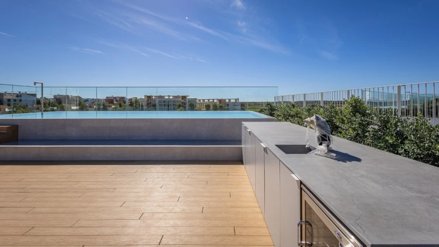 Apartamento T3 para para venda em Quarteira Foto 35