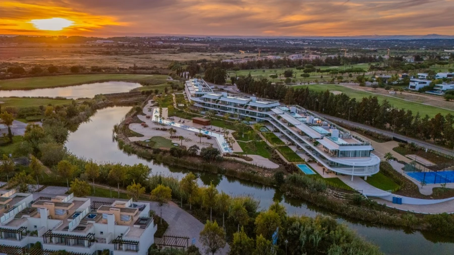 Apartamento T3 para para venda em Quarteira Foto 40
