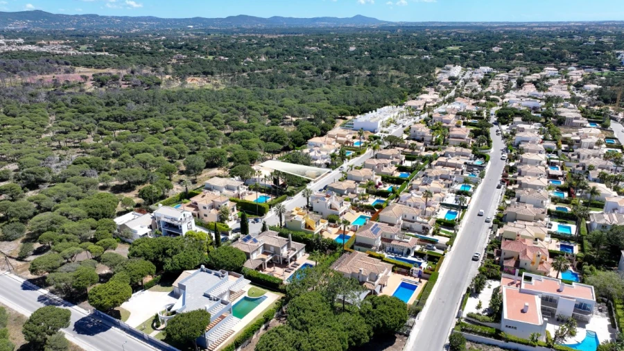 Terreno para para venda em Almancil Foto 3