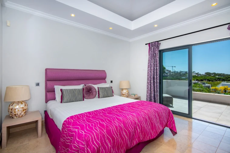 Moradia T4 para para venda em Almancil Foto 9