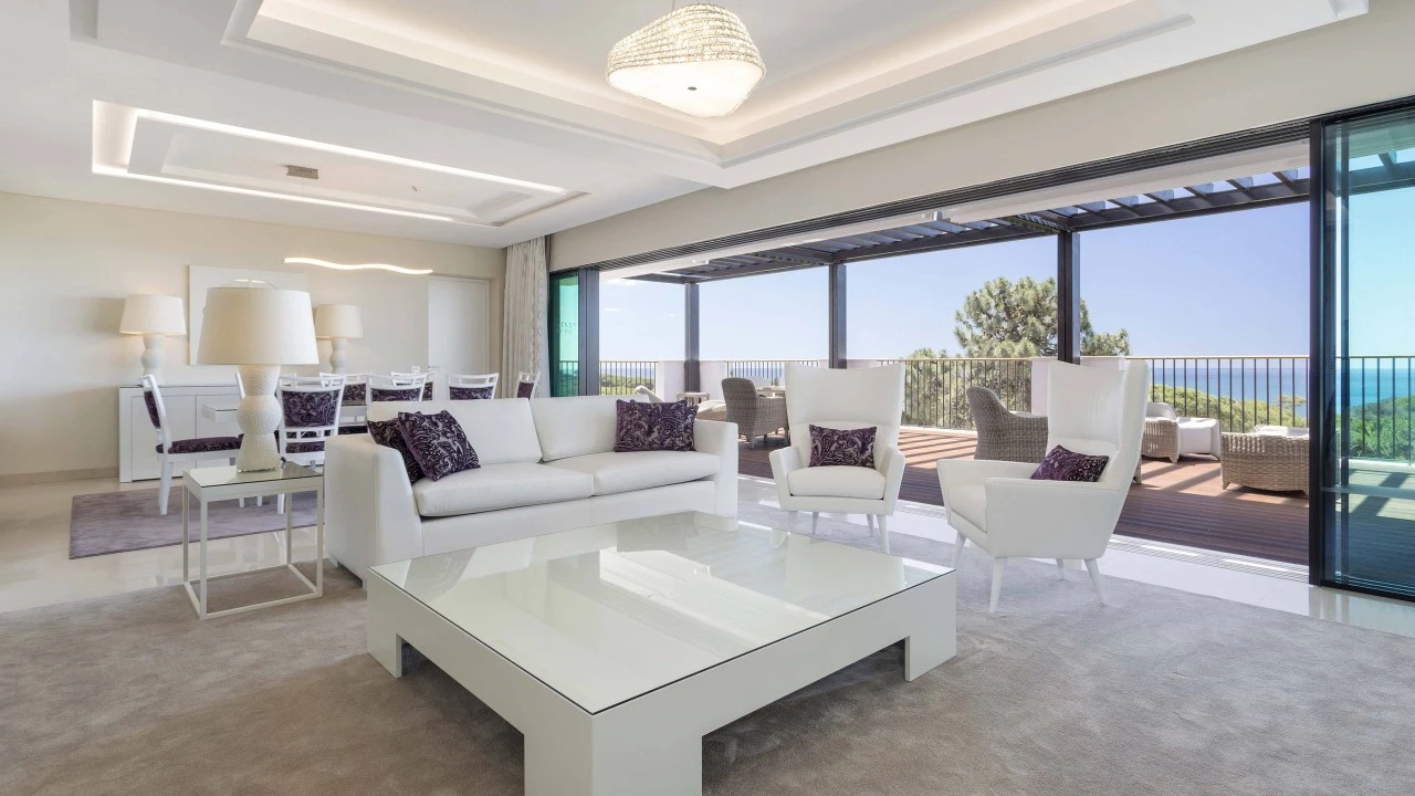 Apartamento T2 para para venda em Albufeira e Olhos de Água Foto 2