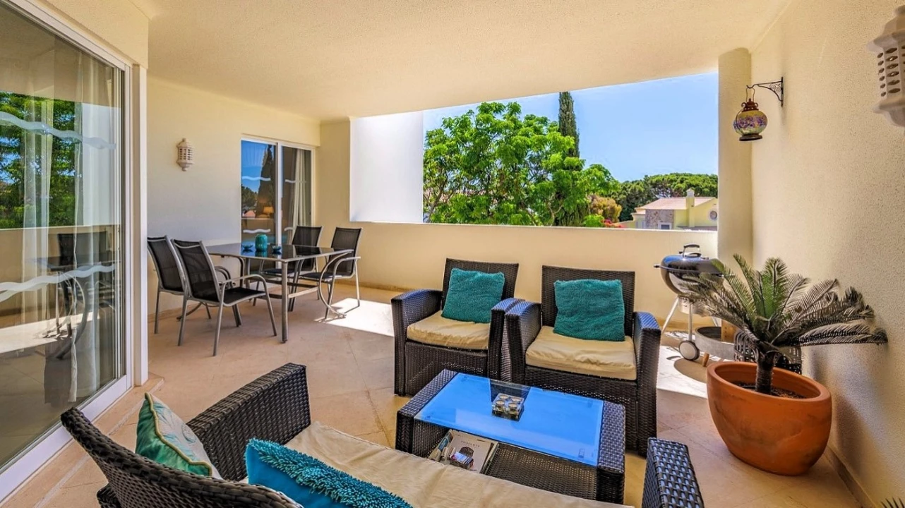 Apartamento T2 para para venda em Almancil Foto 4