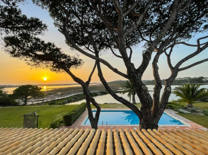 Moradia T4 para para venda em Almancil Foto 2