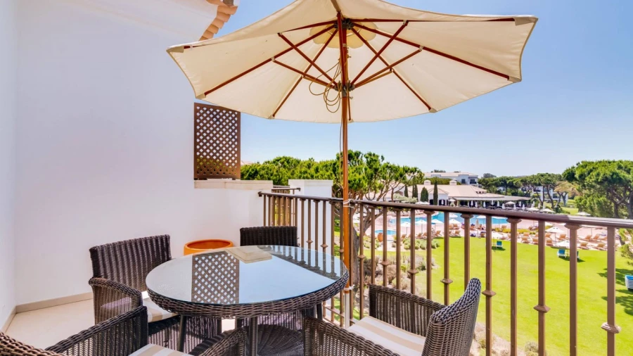 Apartamento T2 para para venda em Albufeira e Olhos de Água Foto 2