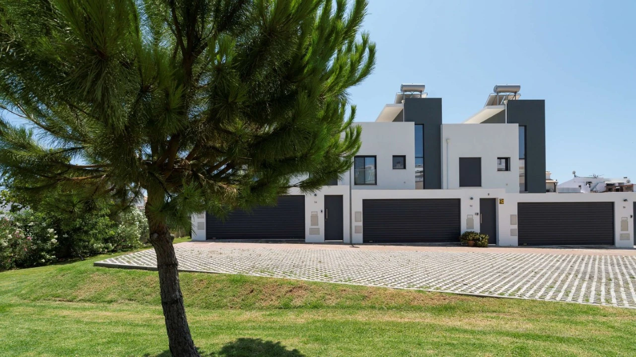 Quinta T3 para para venda em Santa Luzia Foto 2