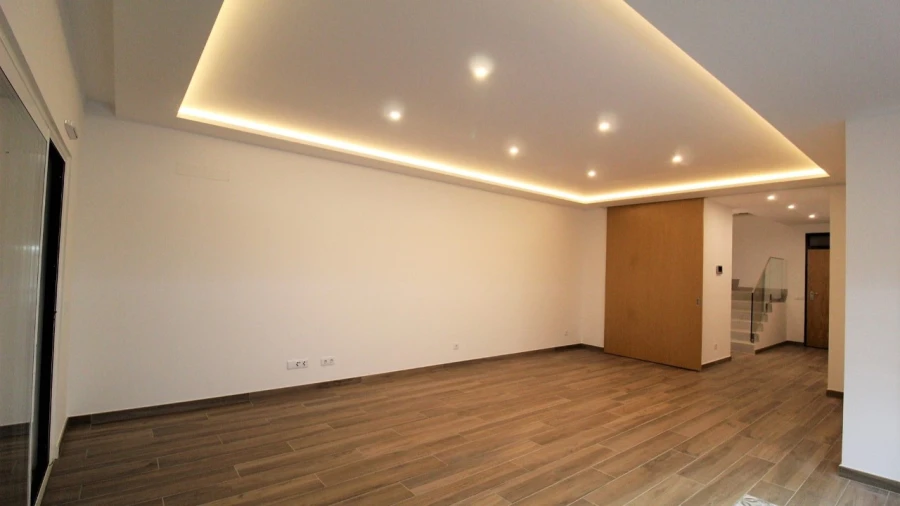 Quinta T3 para para venda em Santa Luzia Foto 8