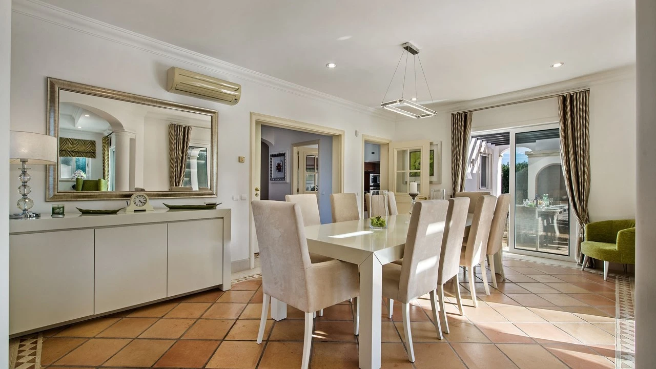 Moradia T4 para para venda em Almancil Foto 7