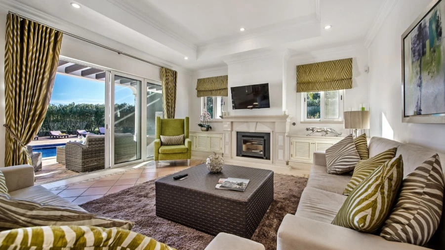 Moradia T4 para para venda em Almancil Foto 5