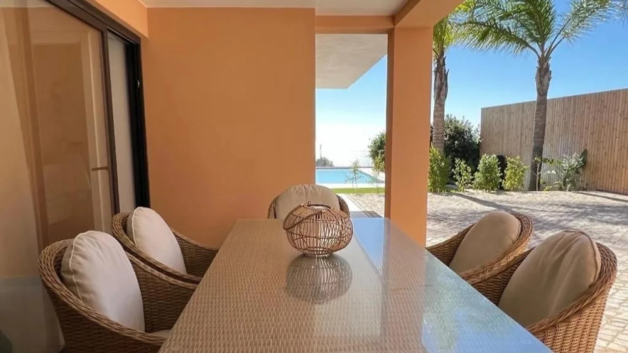 Moradia T5 para para venda em Albufeira e Olhos de Água Foto 13