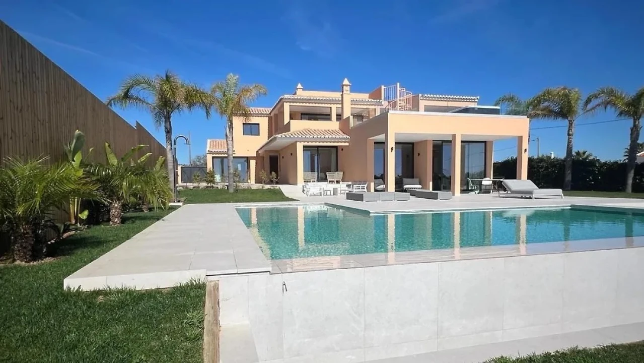 Moradia T5 para para venda em Albufeira e Olhos de Água Foto 29