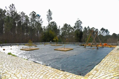 Moradia T5 para para venda em Santa Cruz da Trapa e São Cristóvão de Lafões