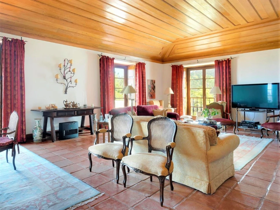 Moradia T8 para para venda em Santa Maria e São Miguel, São Martinho, São Pedro Penaferrim Foto 7