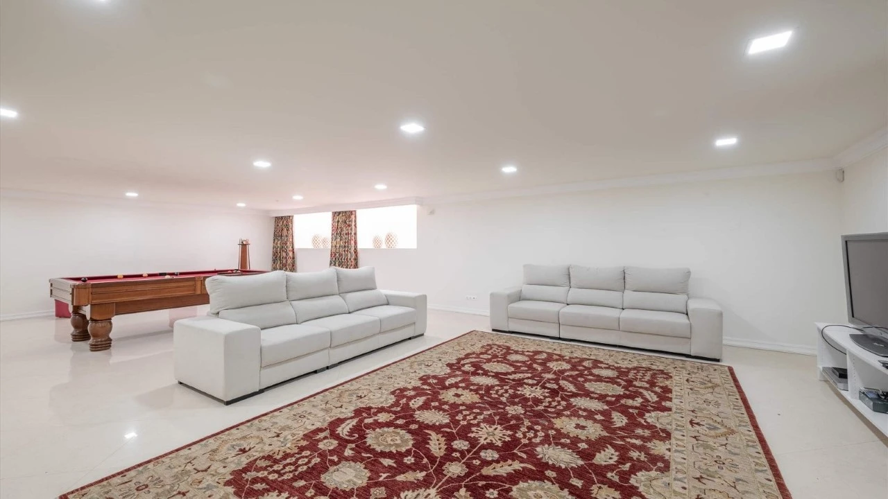 Moradia T6 para para venda em Quarteira Foto 15