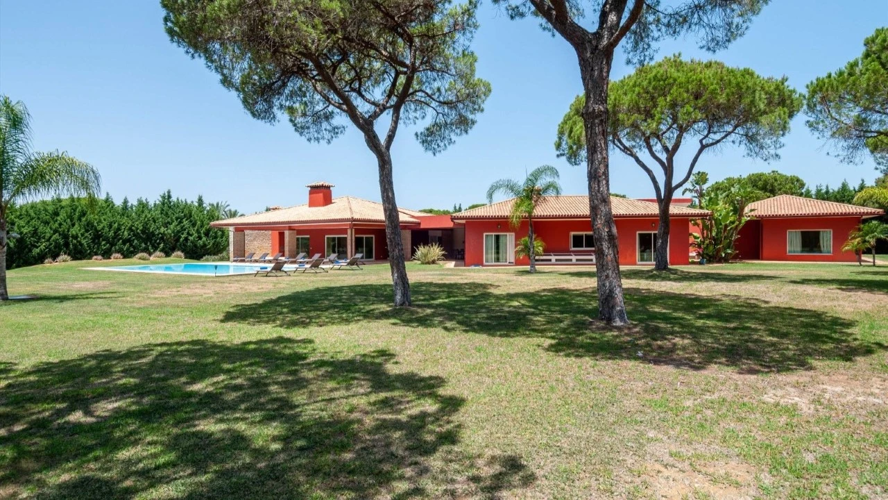 Moradia T6 para para venda em Quarteira Foto 20